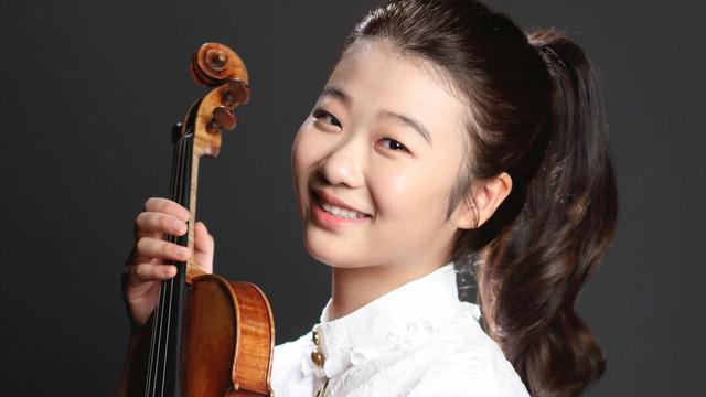 Lauren Yoon, Violin